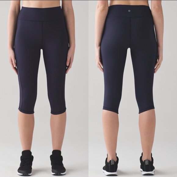 Lululemon Squad Goals Crop 17" leggings Size 6 Midnight Navy Blue Athleisure - Picture 1 of 10